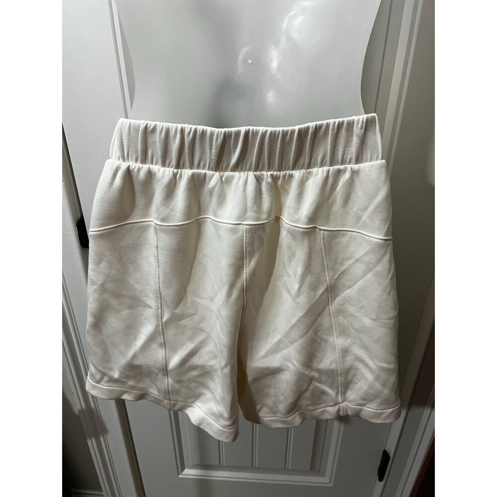 Danskin Women’s Large Ivory/cream Knit Pull-On Athletic Lounge Shorts High Rise - Picture 9 of 12